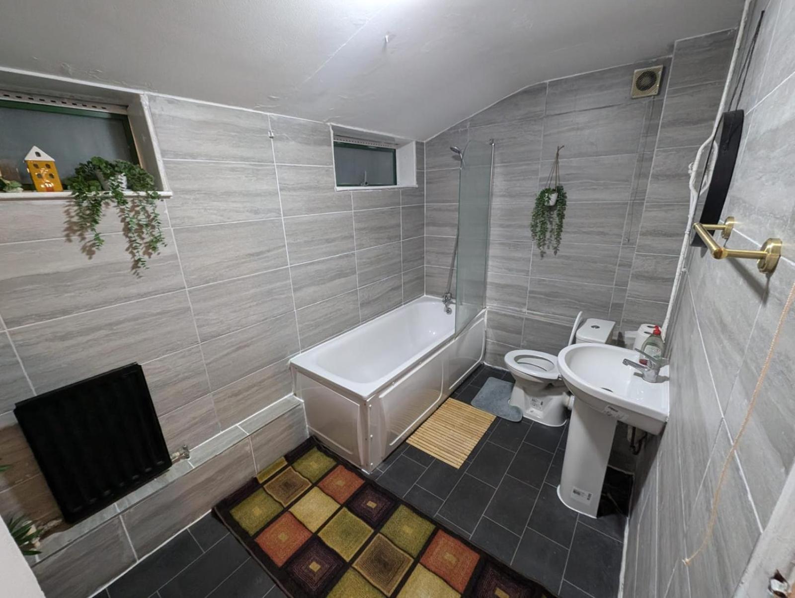 Comfort Triple Room