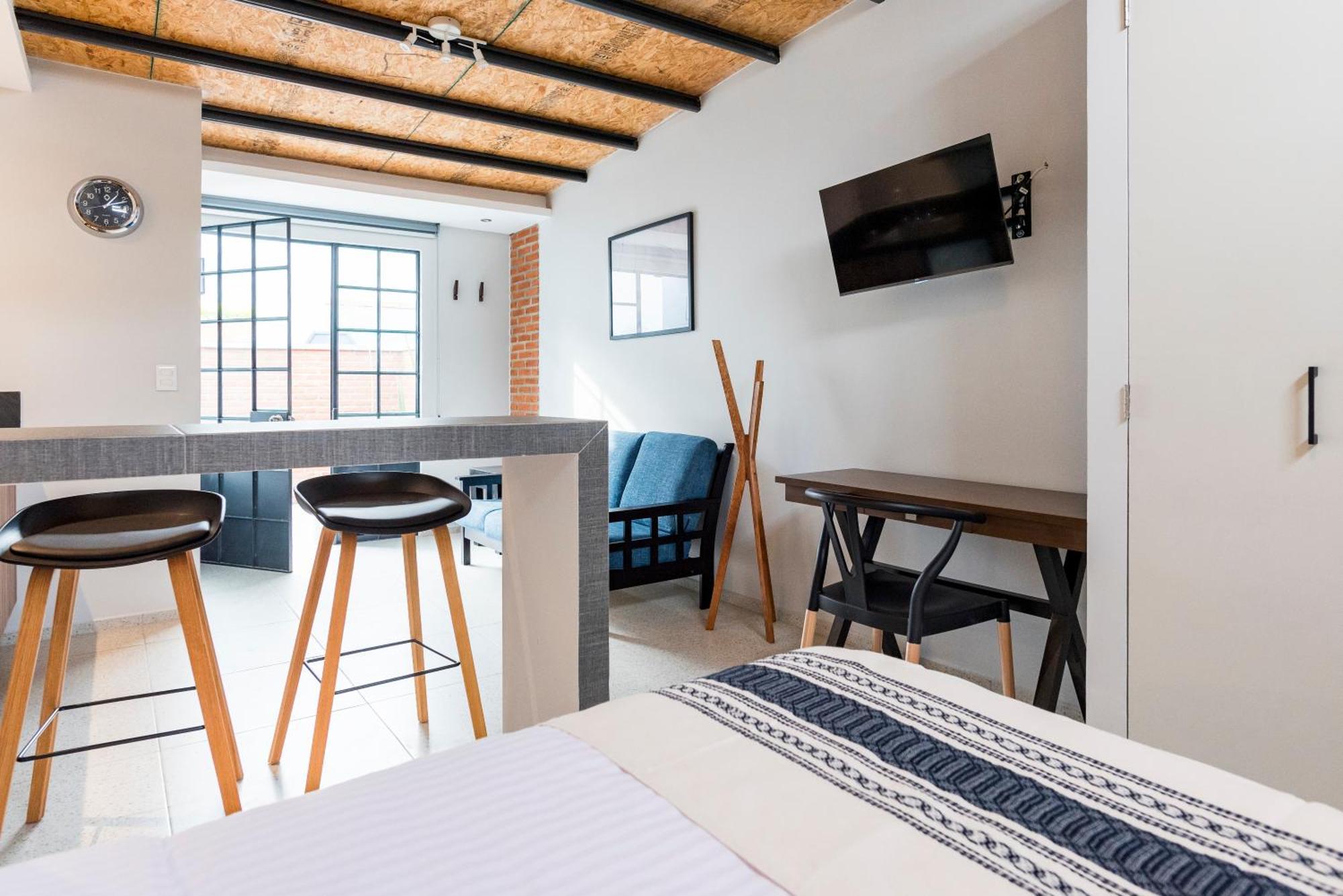 Double Room Private Bathroom