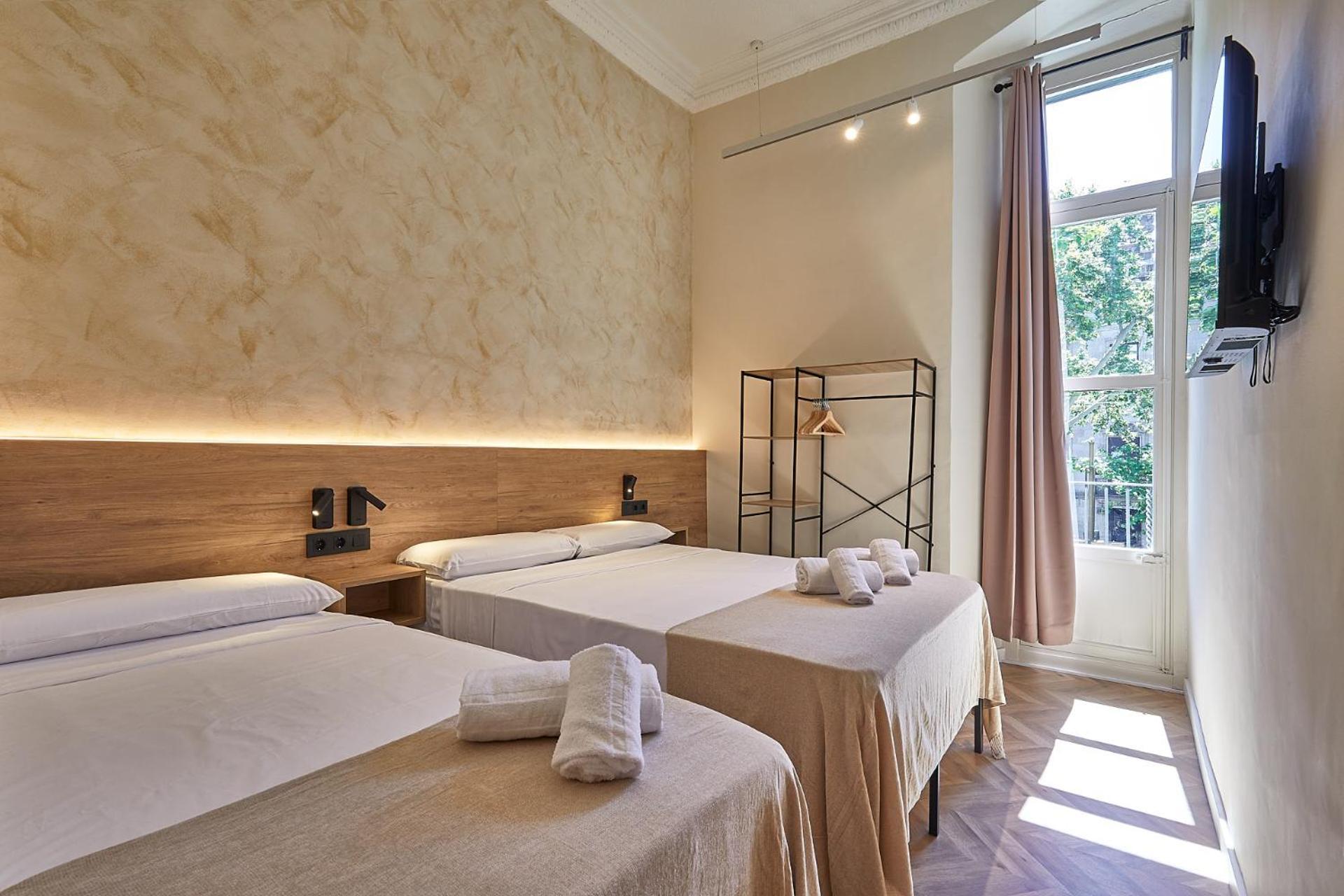 Triple Room Shower,1672617414:JPEG