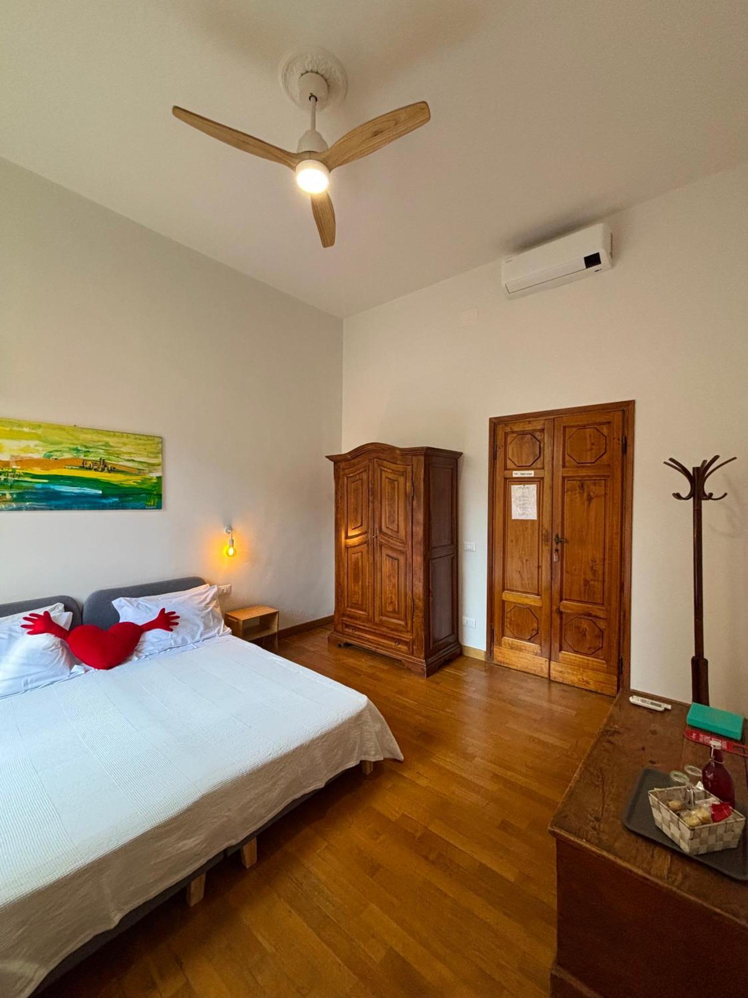 Double or Twin Room Private Bathroom