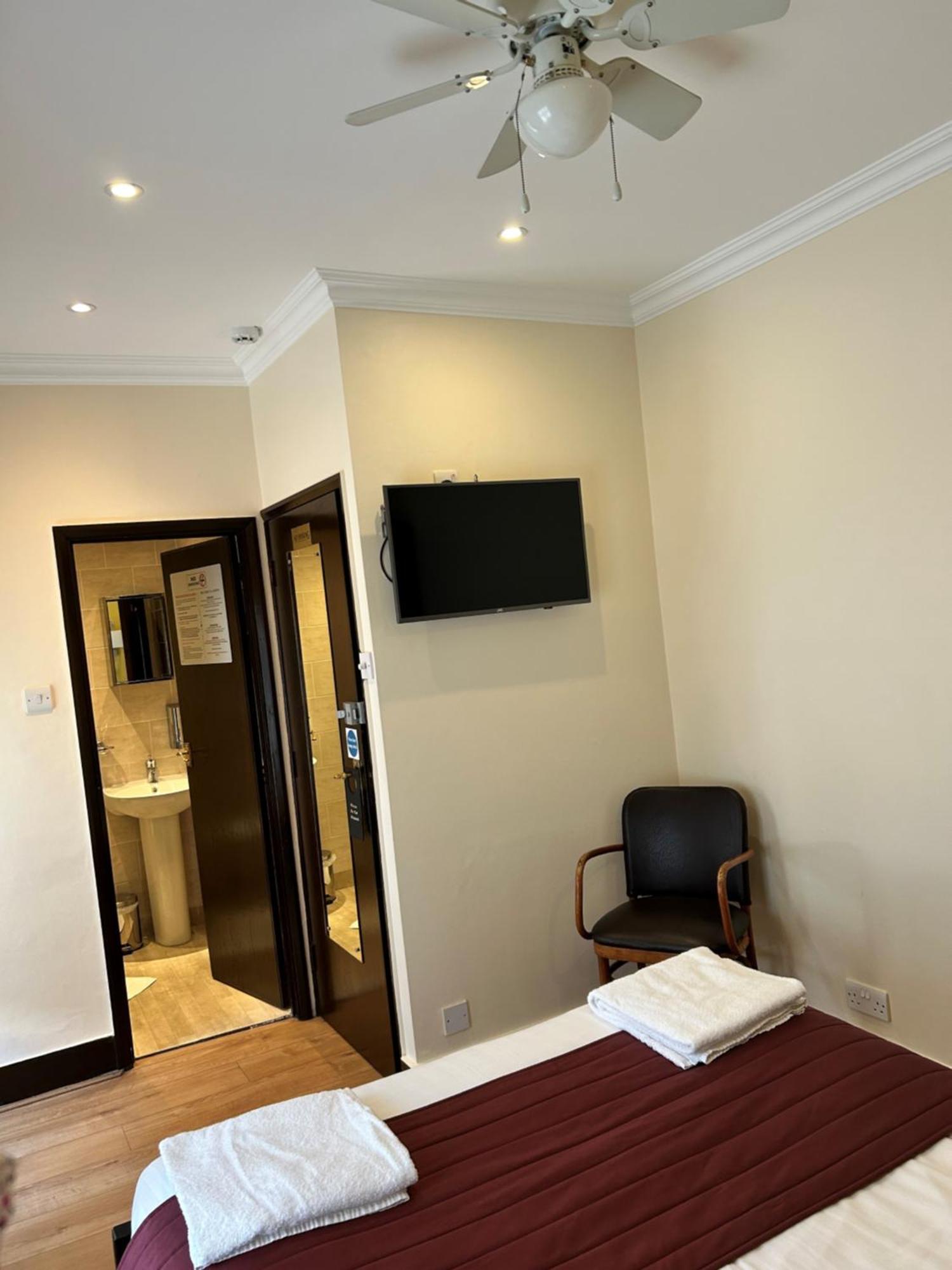 Classic Double Room