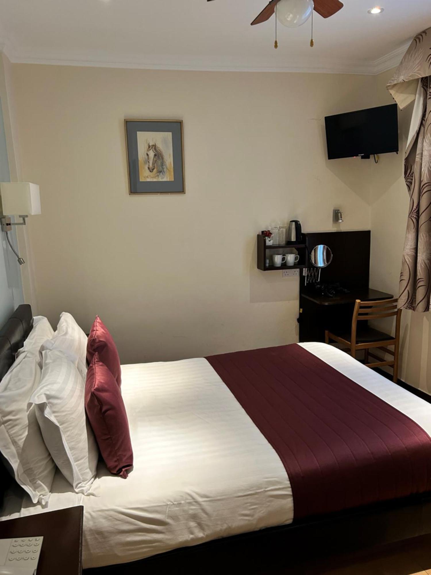 Classic Double Room