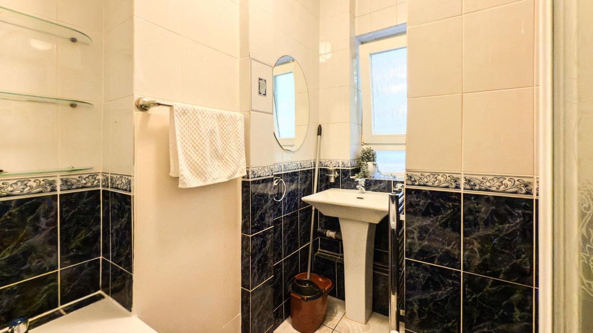 Large Double Room