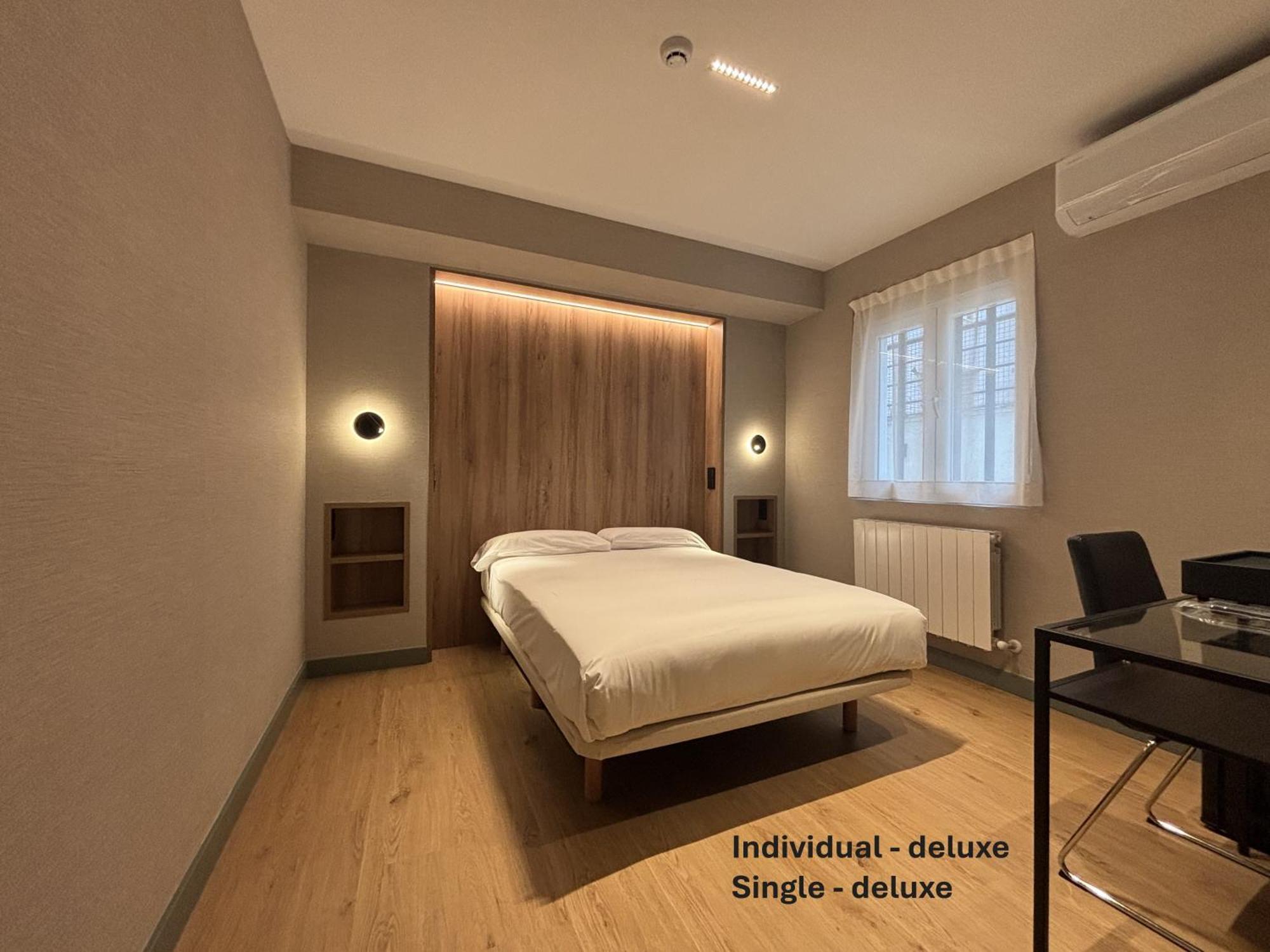 Deluxe Single Room