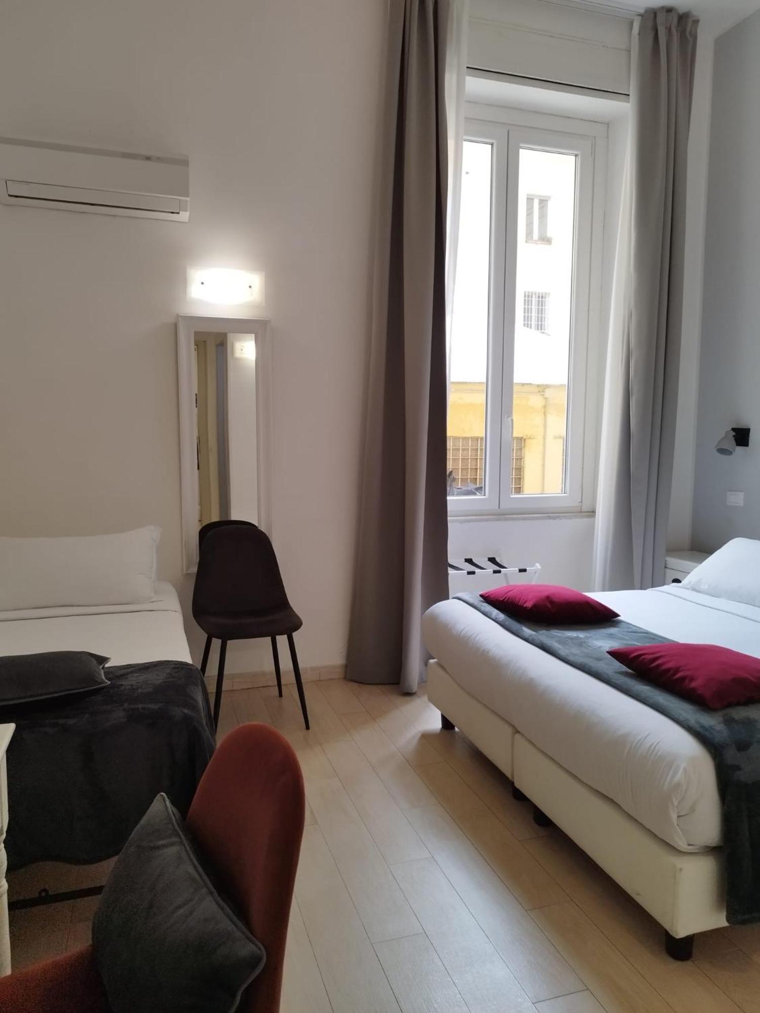 Triple Room