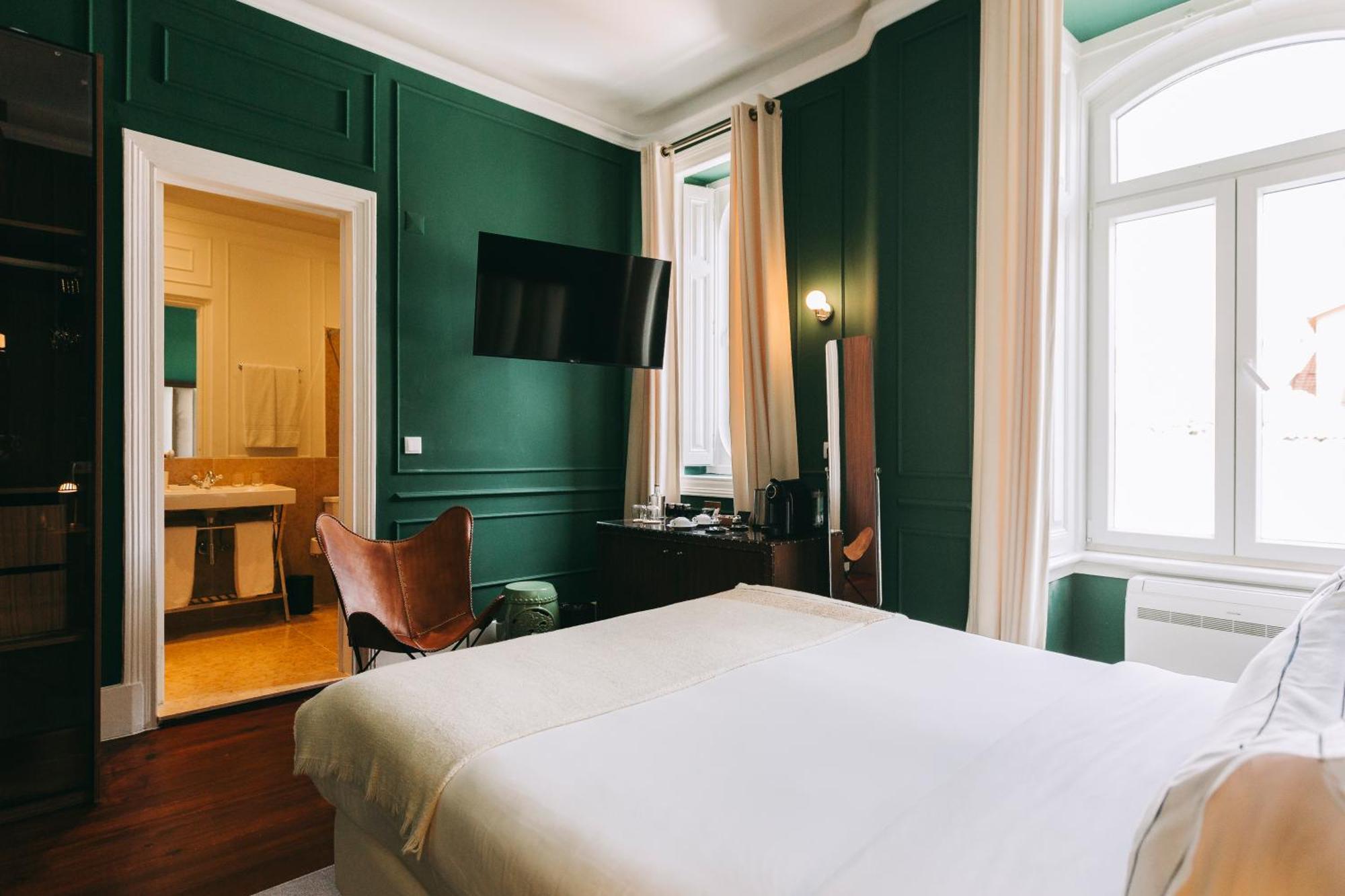 Classic Double Room,1742860392:JPEG