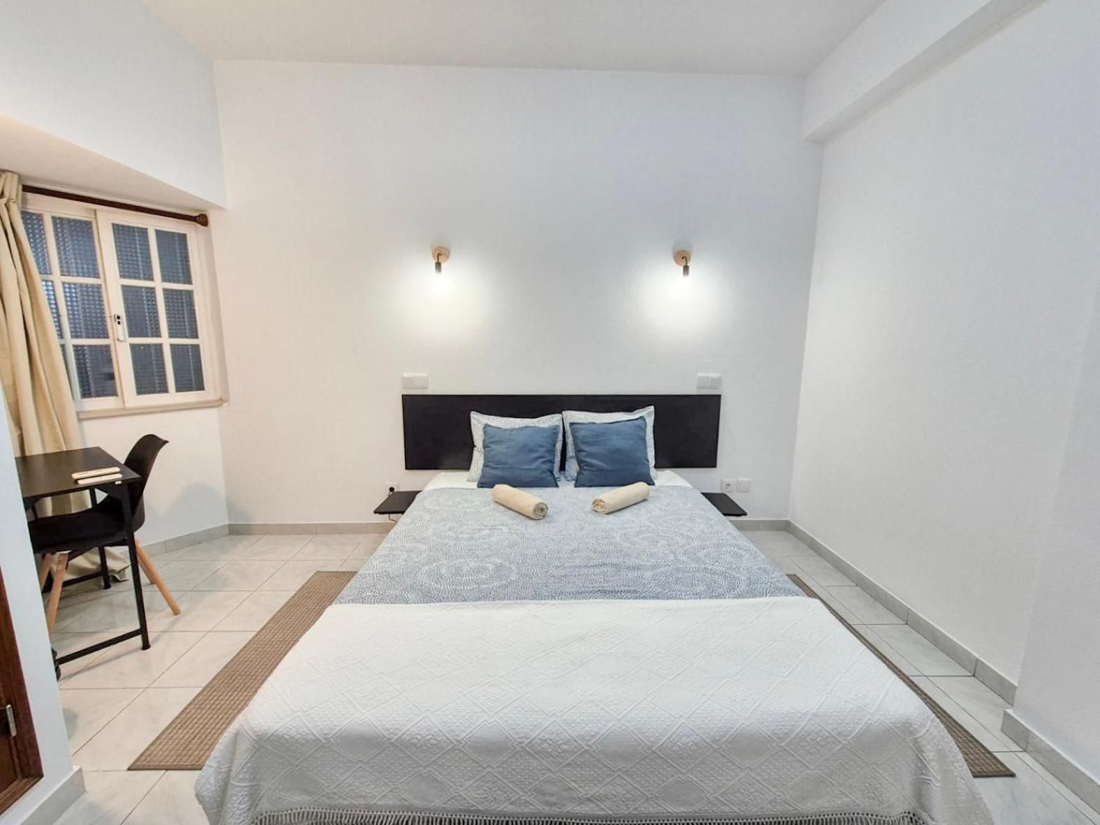 Double or Twin Room Bathroom