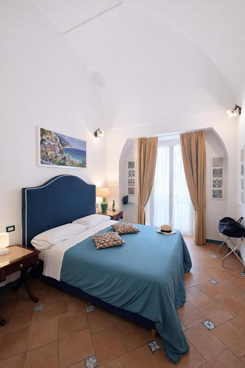 One-Bedroom Apartment Balcony