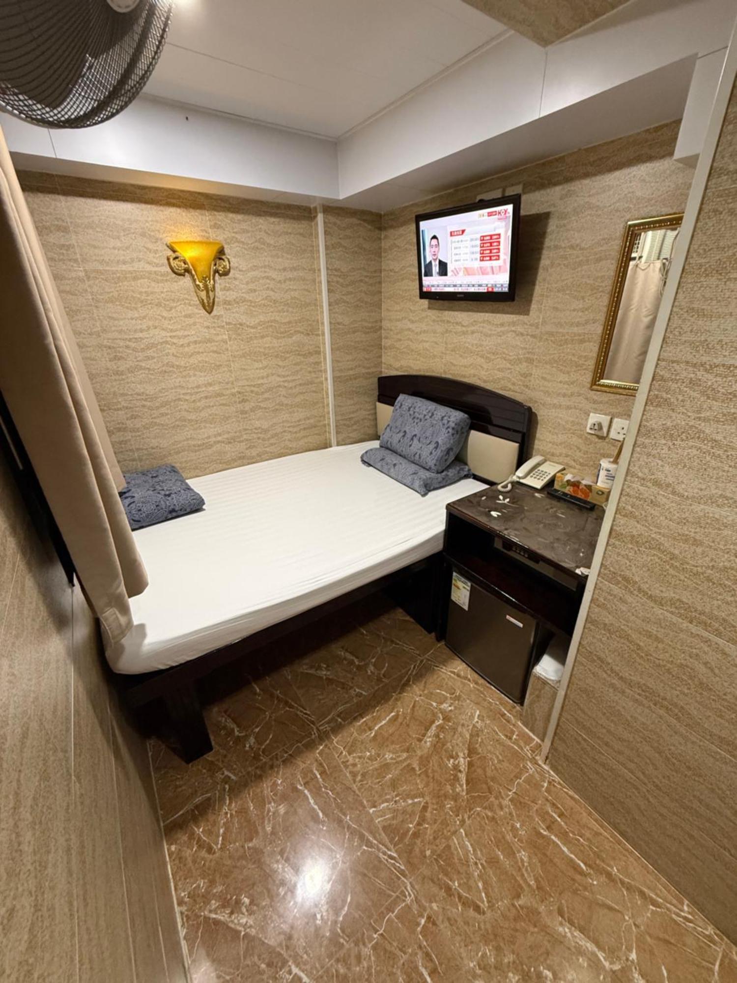 Single Room