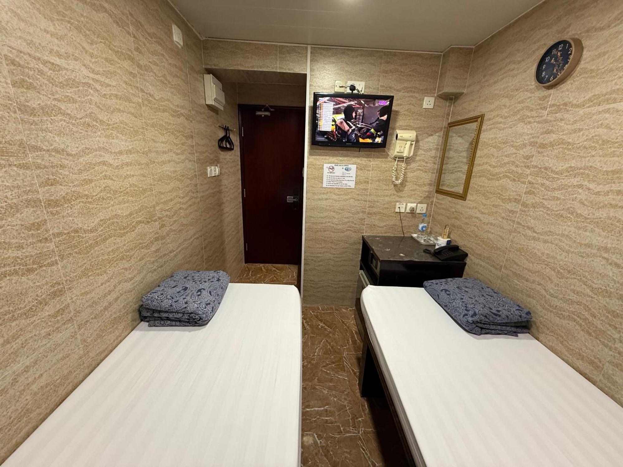Twin Room