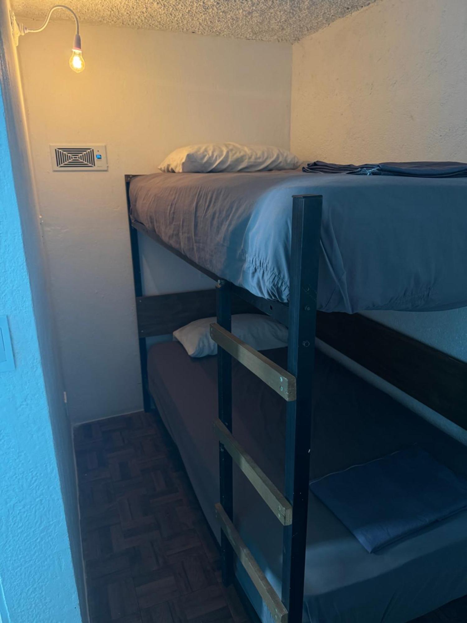 Habitación Doble Pequeña - 2 camas