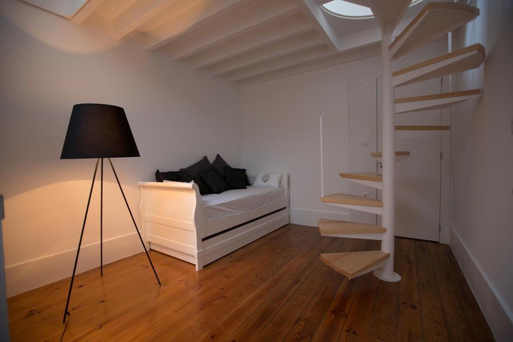 Mezzanine Room