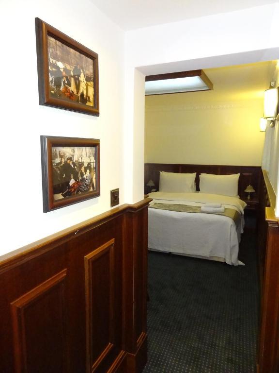 Superior Double Room Outside Patio