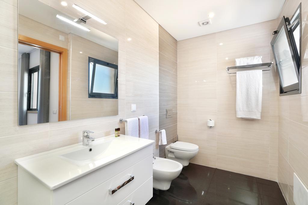 Double or Twin Room Pool View
