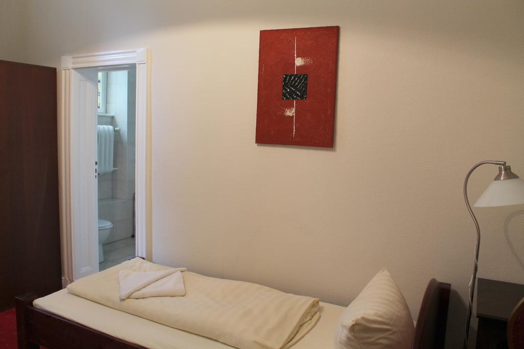 Single Room with Shared Bathroom,1580278207:JPEG