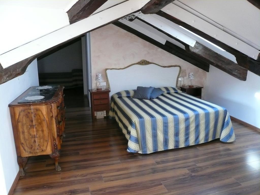 Chambre Familiale avec Salle de Bains Privative