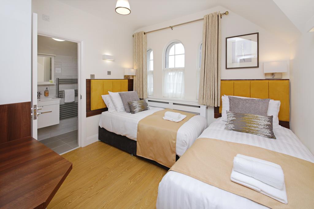 Classic Twin Room