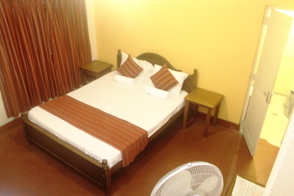 Budget Double Room,776384044:JPEG