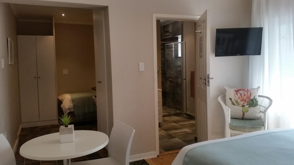 Budget Triple Room