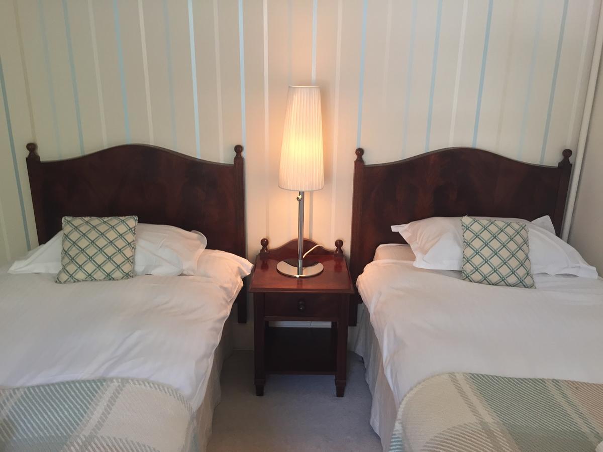 Large Twin Room
