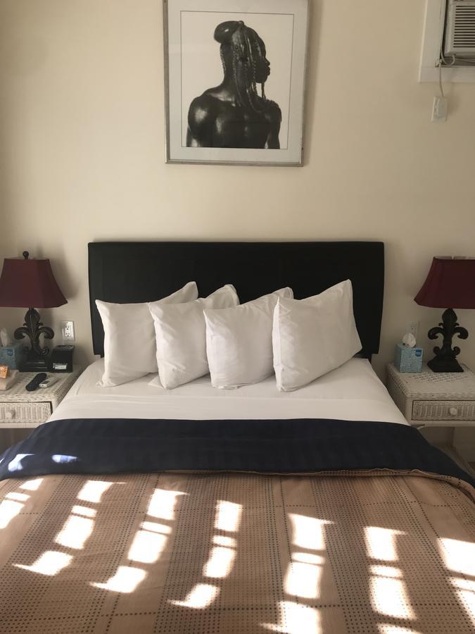 Chambre avec Salle de Bains Privative 11A - Réservée aux Hommes