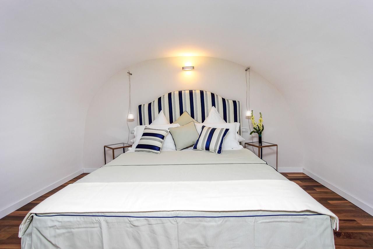 Double Room Split Level