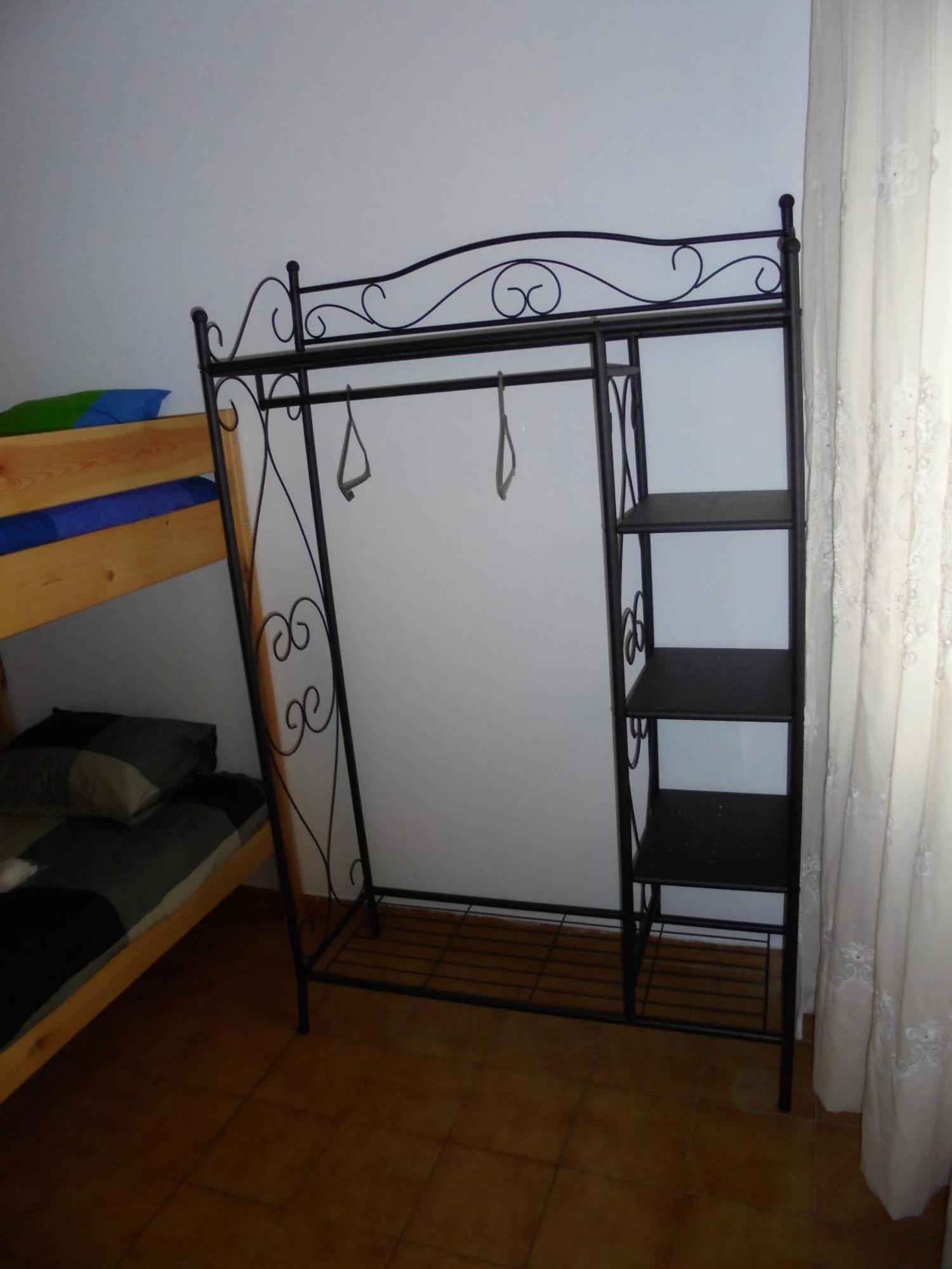 Bunk Bed Mixed Dormitory Room