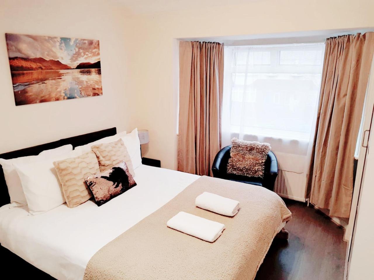 Deluxe Double or Twin Room