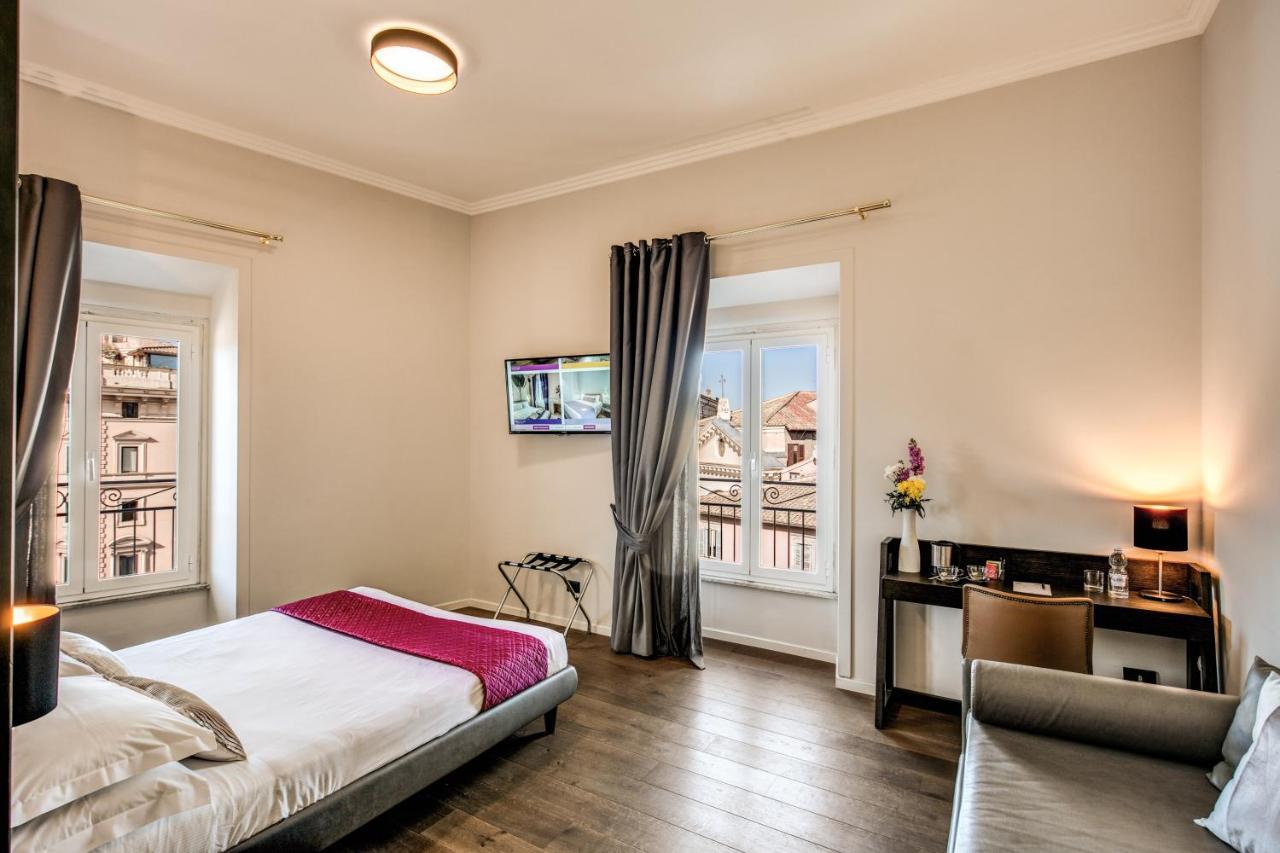 Deluxe Triple Room City View