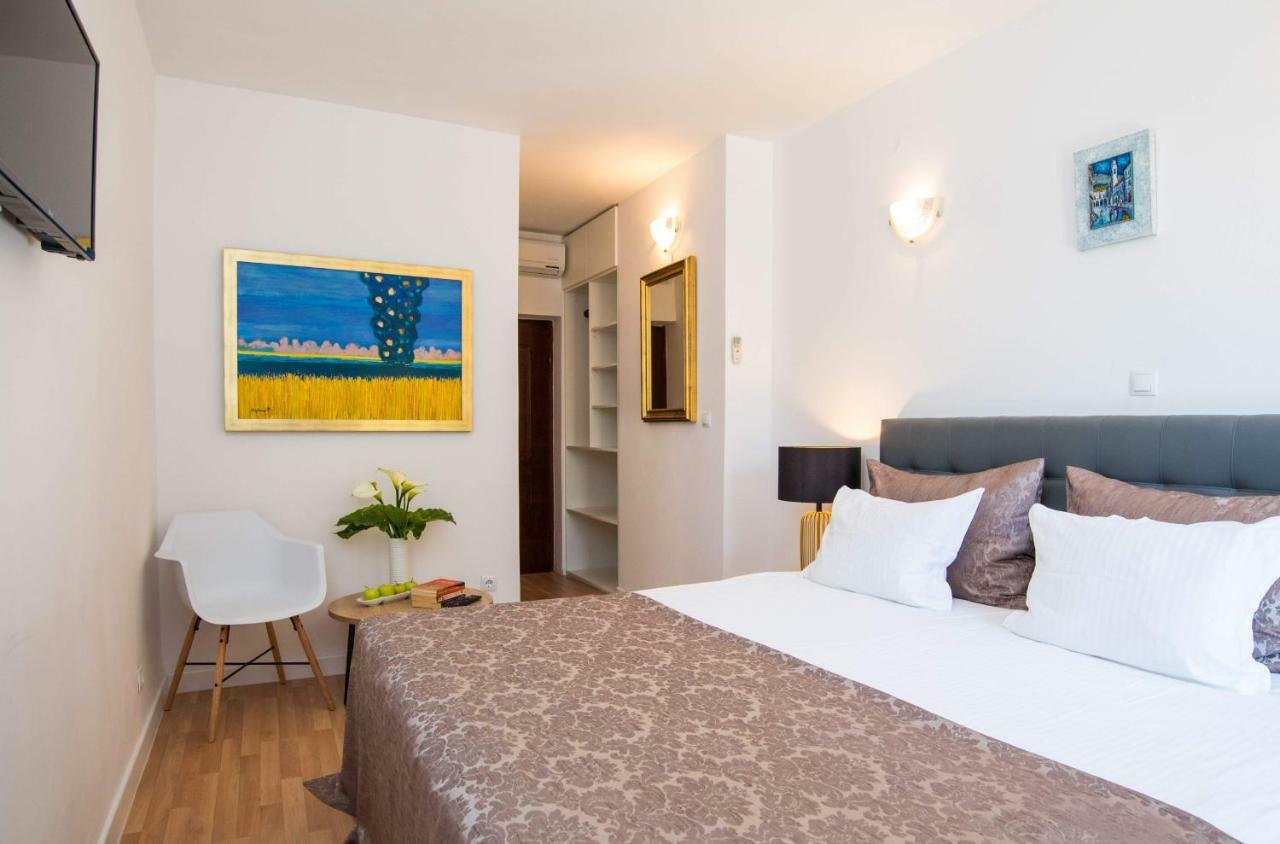 Double Room with Terrace,778794105:JPEG
