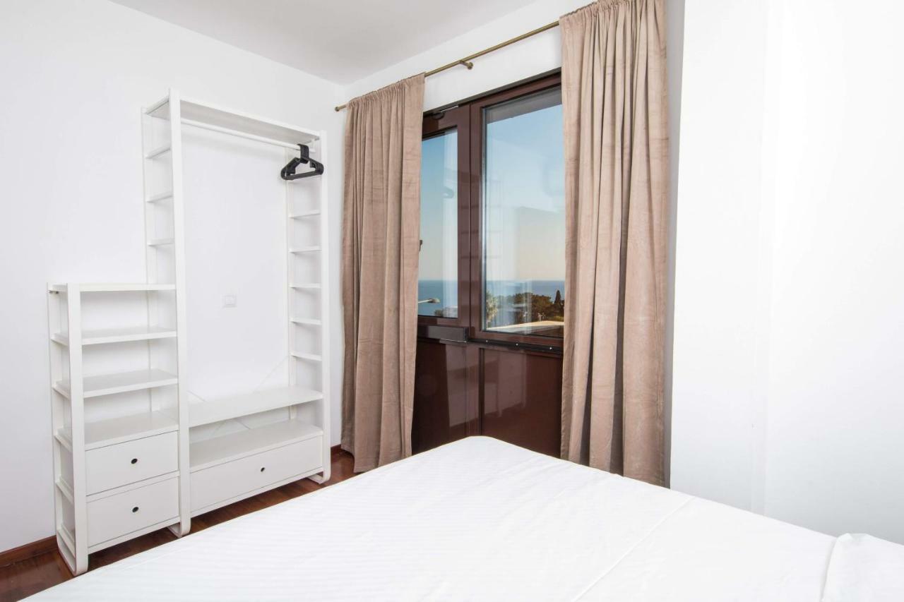 Two-Bedroom Suite Balcony Sea View
