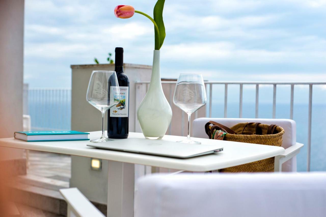 Deluxe Double Room Balcony Sea View