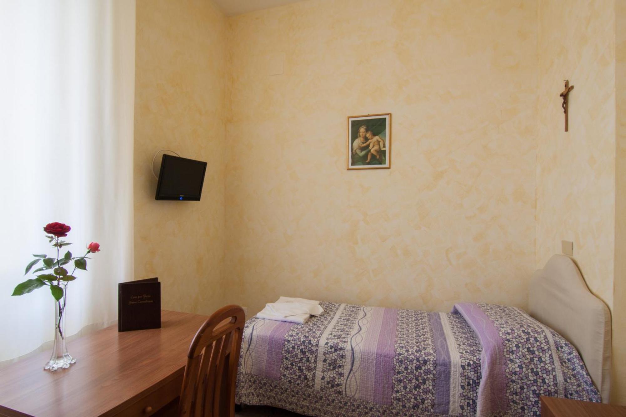 Economy Single Room