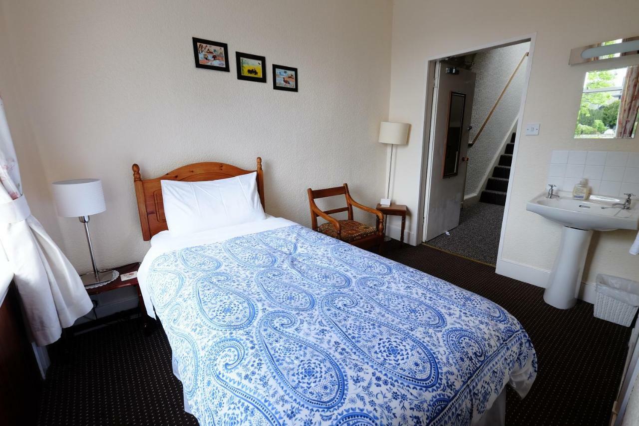 Single Room with Bathroom