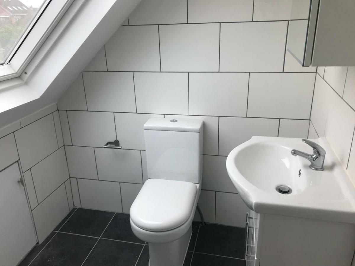 Deluxe Double Room with Shower