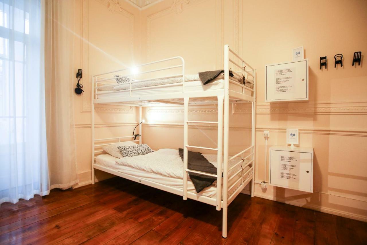 Bunk Bed Mixed Dormitory Room