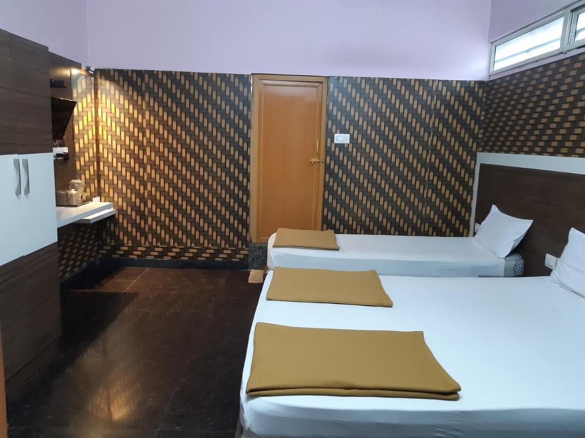 Budget Triple Room