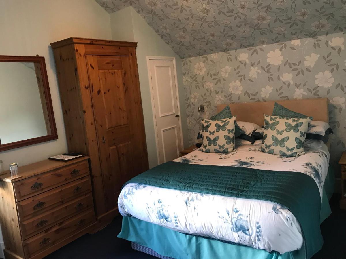Double Room Bath