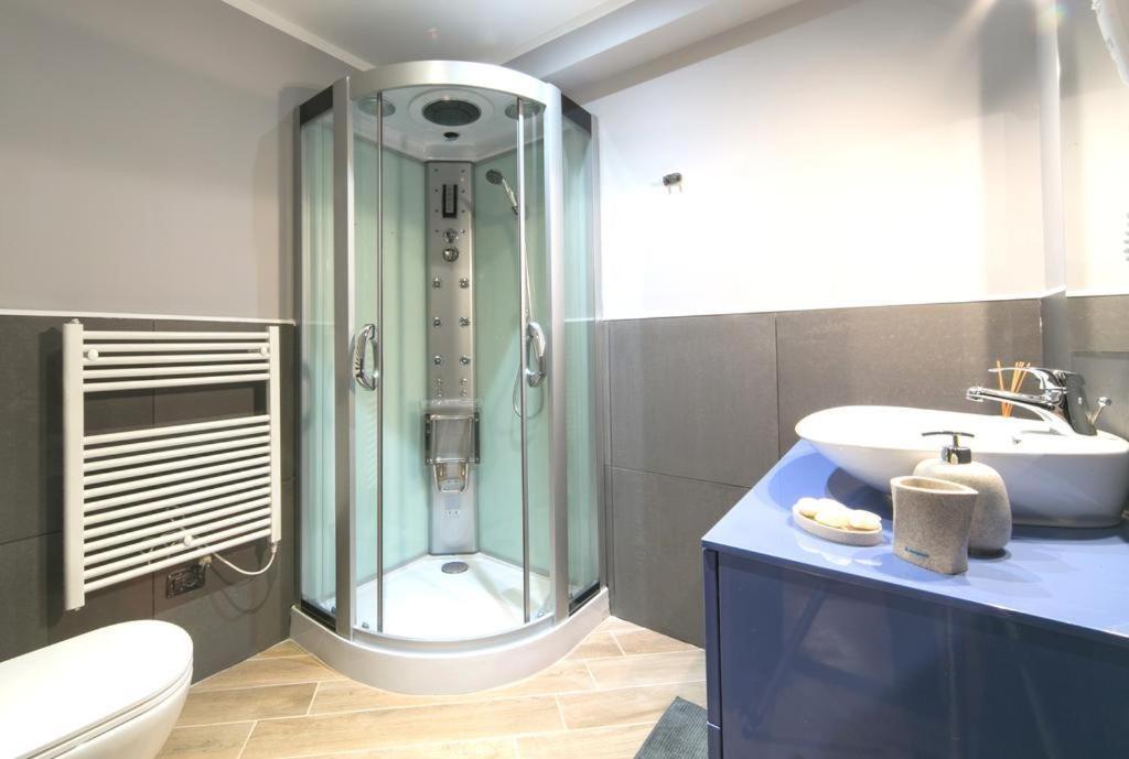 Quadruple Room Private Bathroom