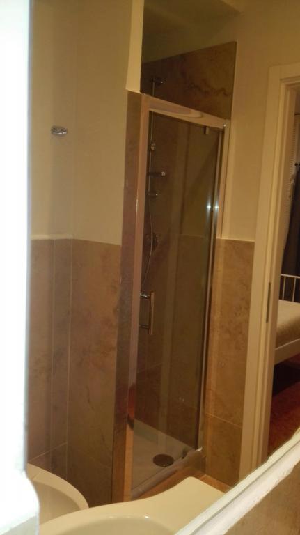 Classic Double Room Private Bathroom