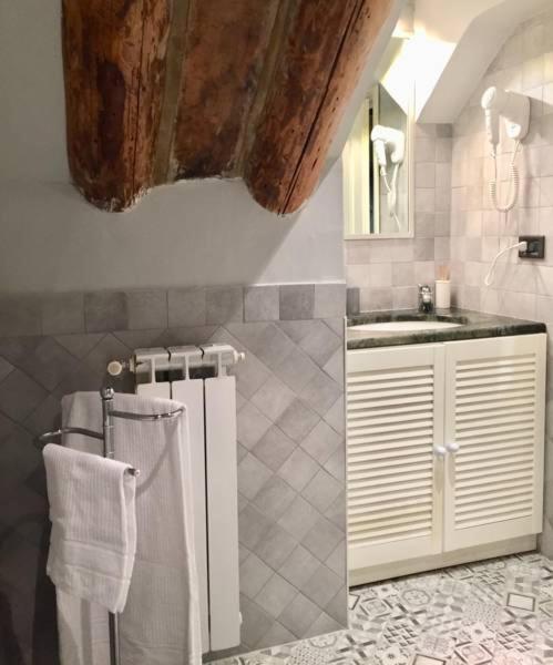 Quadruple Room Private Bathroom