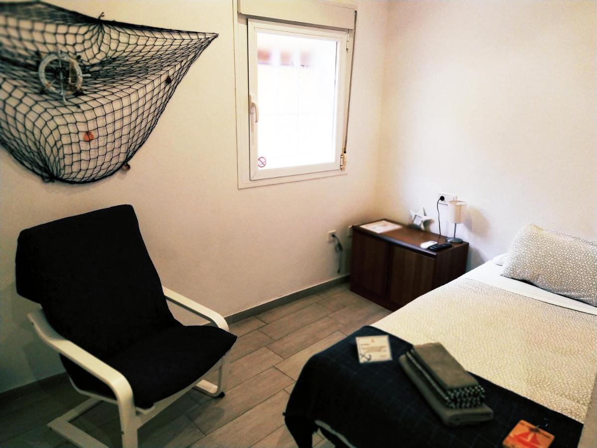 Single Room Private Bathroom