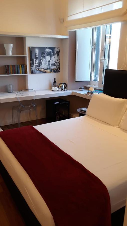 Junior Suite Spa Bath City View