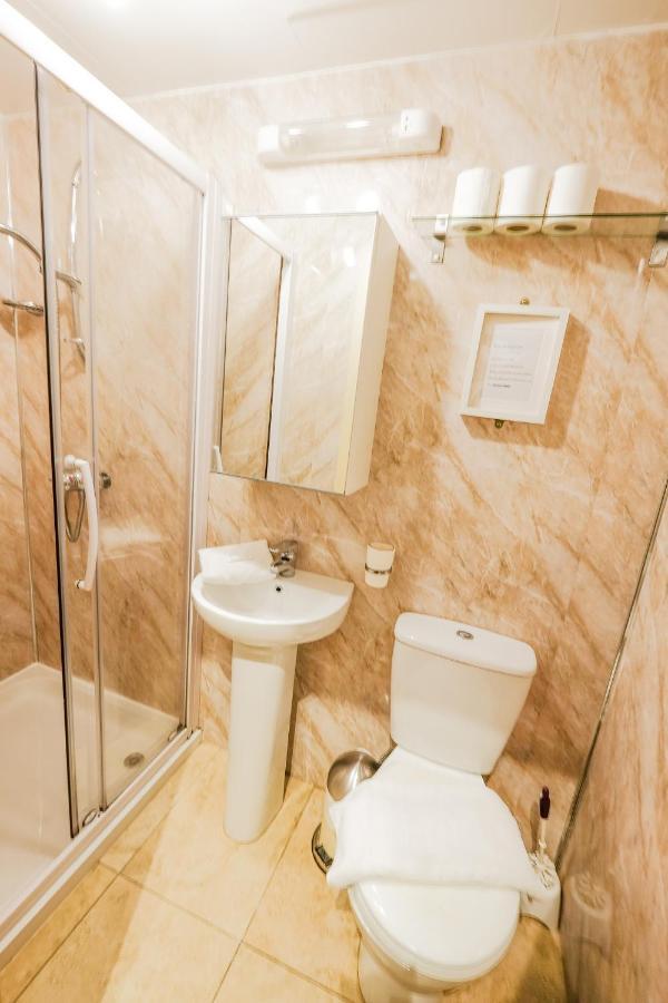 Single Room En Suite