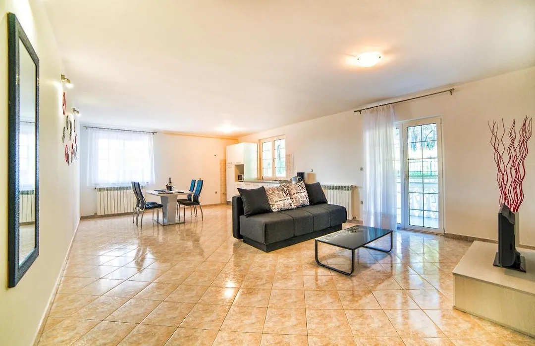 Apartments Ori-1