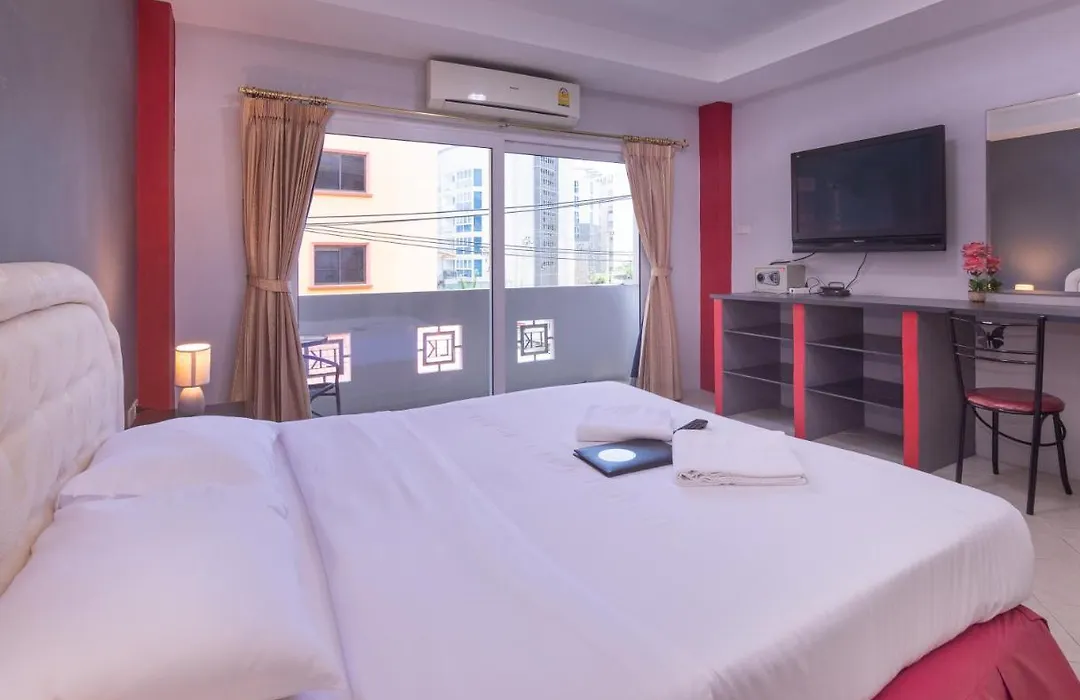 Robin'S Nest Guesthouse & Restaurant-1