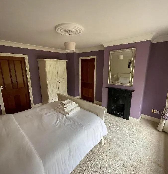Taylors Hill Luxury Guest House-1
