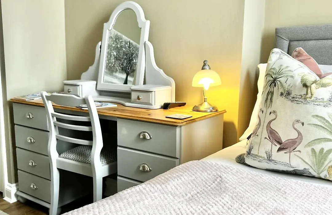 Devon House Guest House-1