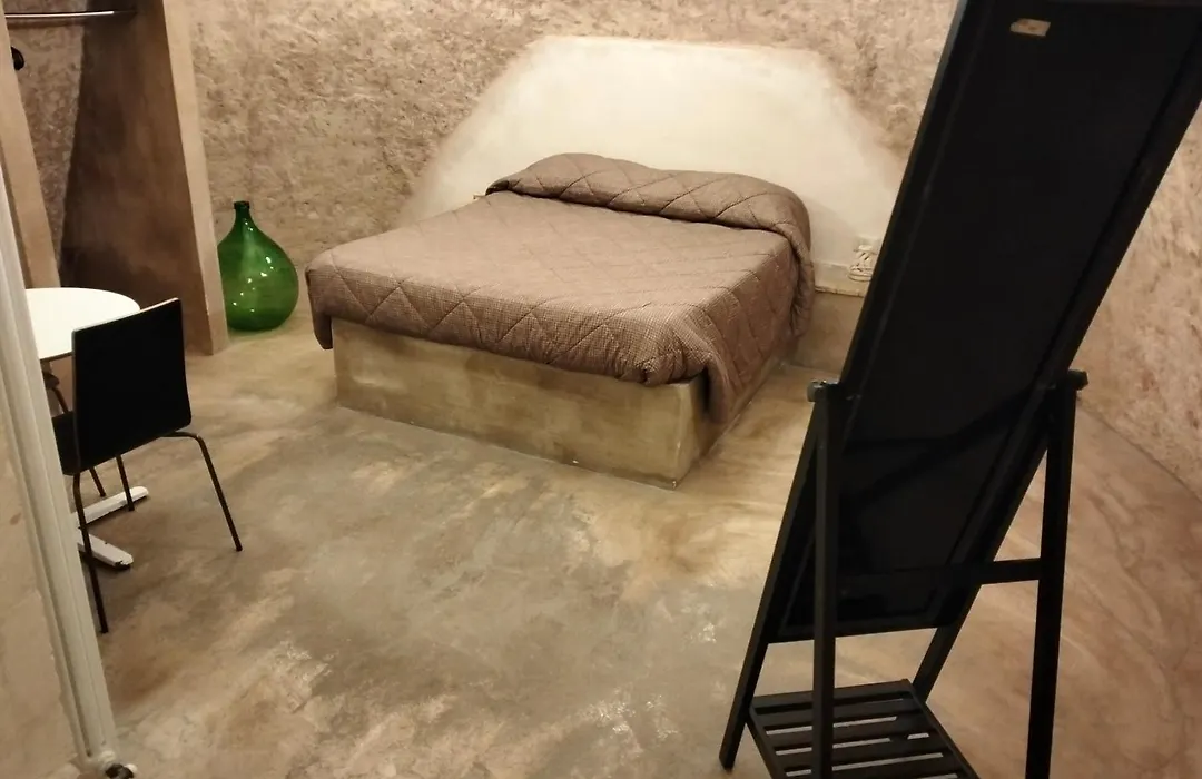 Stone Rooms-1