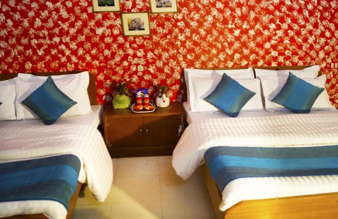 Hotel Hrs - New Delhi Railway Station-1